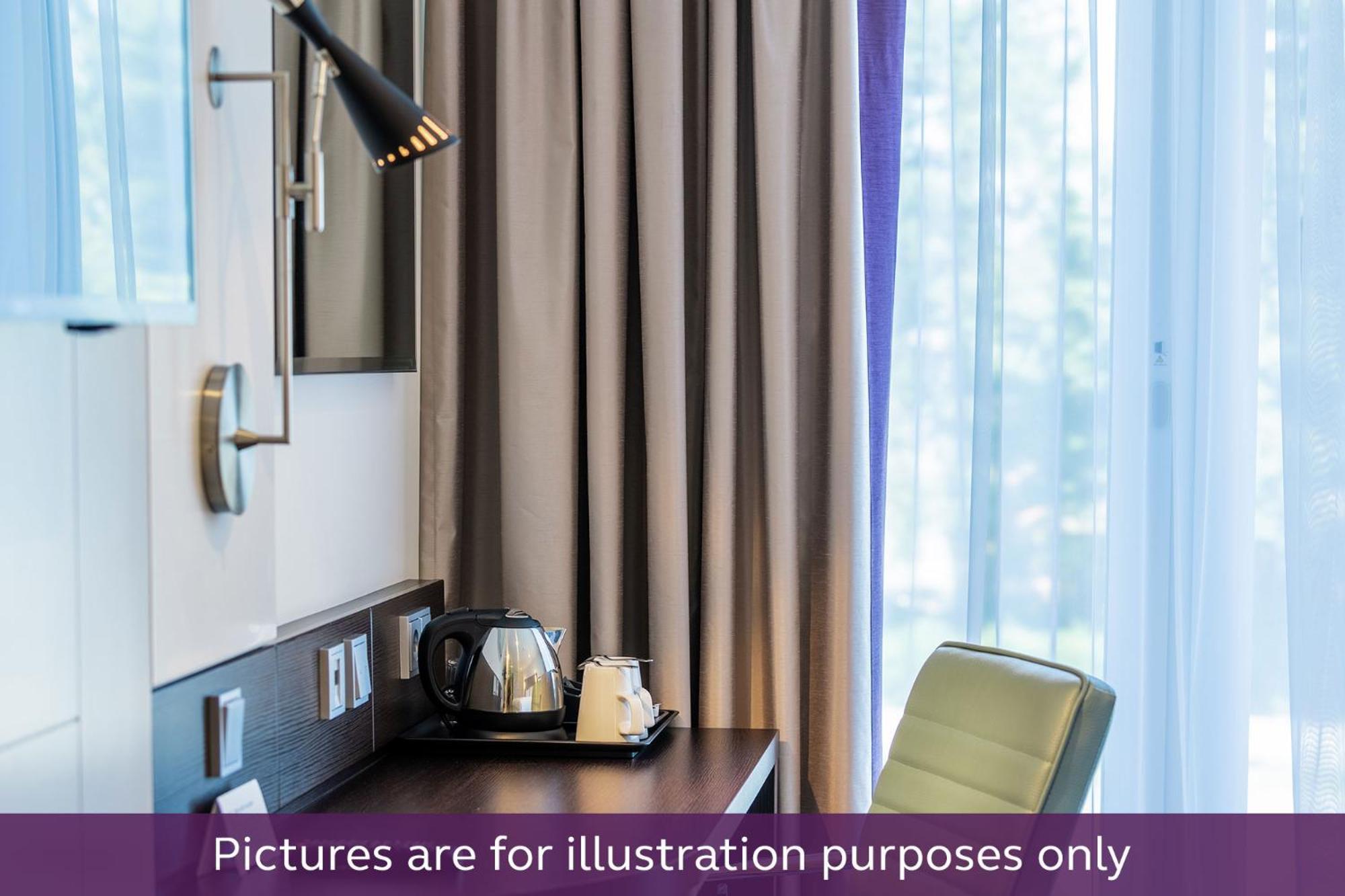 Premier Inn Luebeck City Centre Ngoại thất bức ảnh