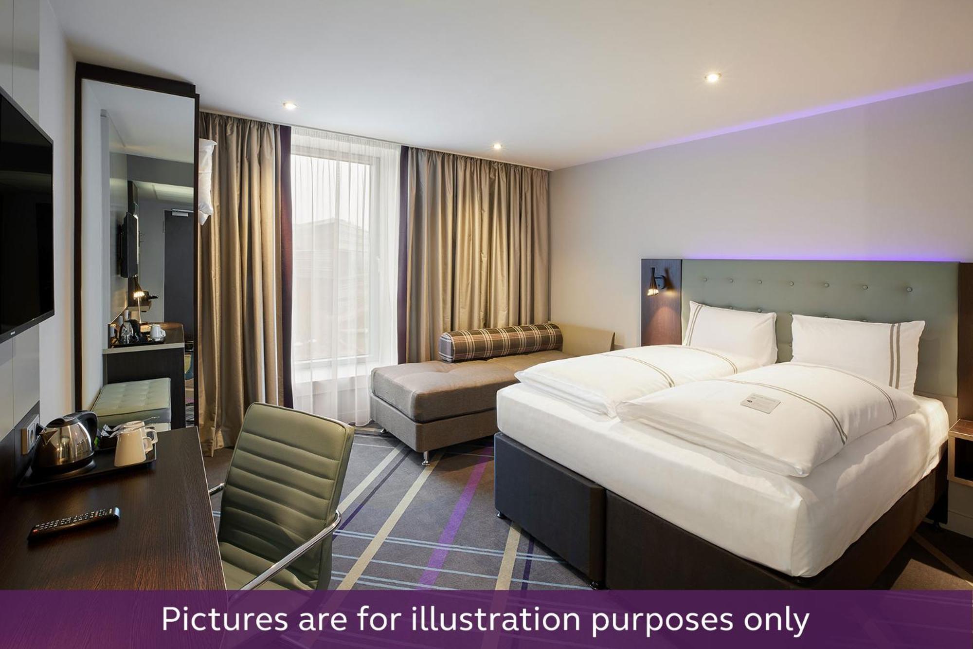 Premier Inn Luebeck City Centre Ngoại thất bức ảnh