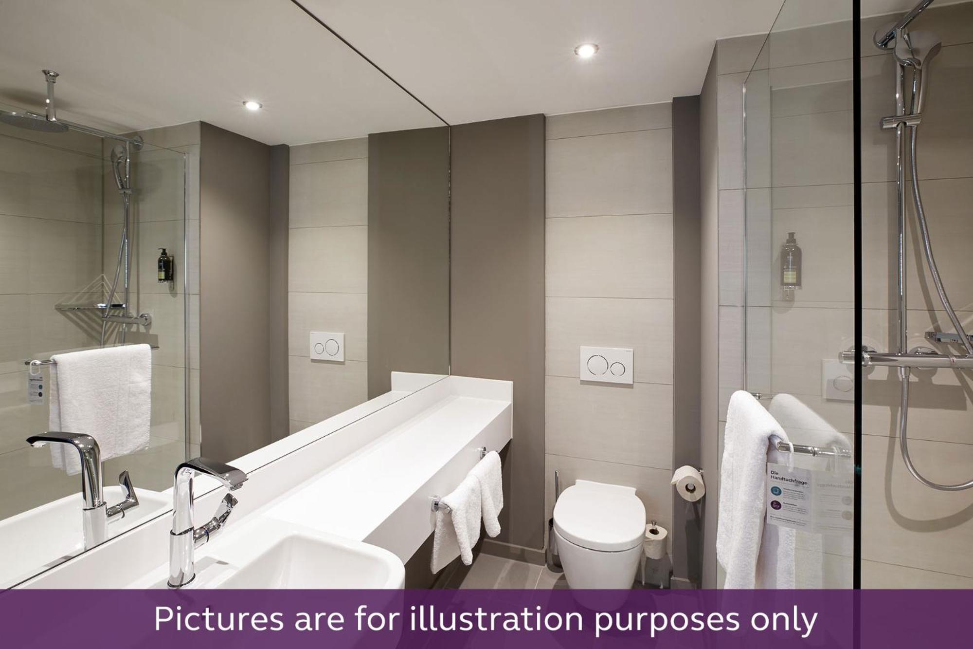 Premier Inn Luebeck City Centre Ngoại thất bức ảnh