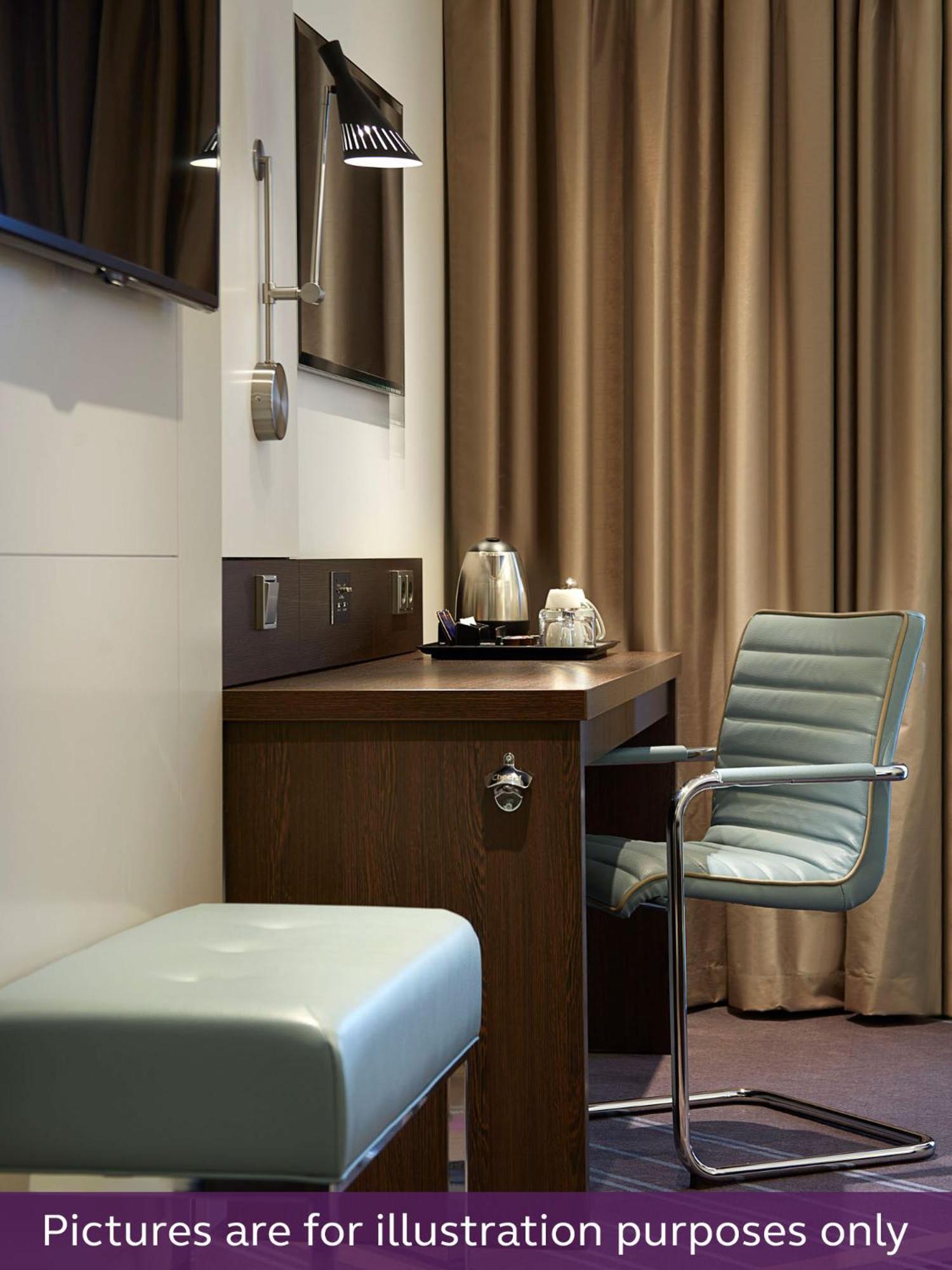 Premier Inn Luebeck City Centre Ngoại thất bức ảnh